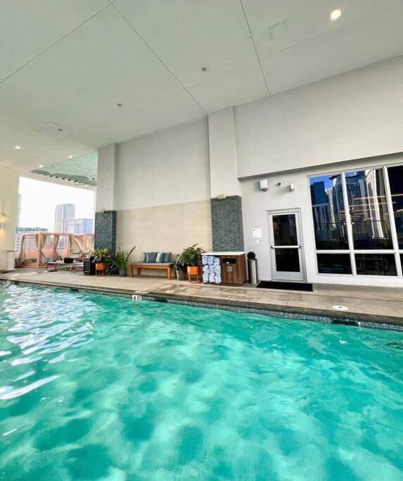 Miami High Town View 1610アパートメント エクステリア 写真