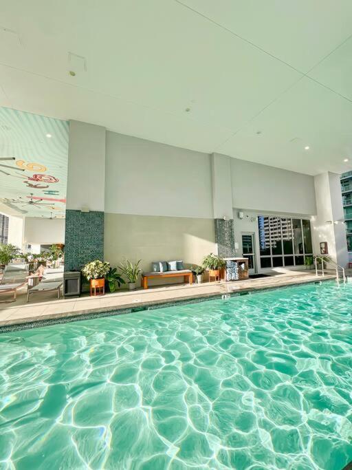 Miami High Town View 1610アパートメント エクステリア 写真