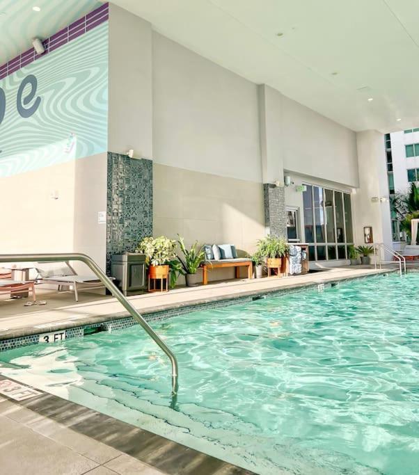 Miami High Town View 1610アパートメント エクステリア 写真